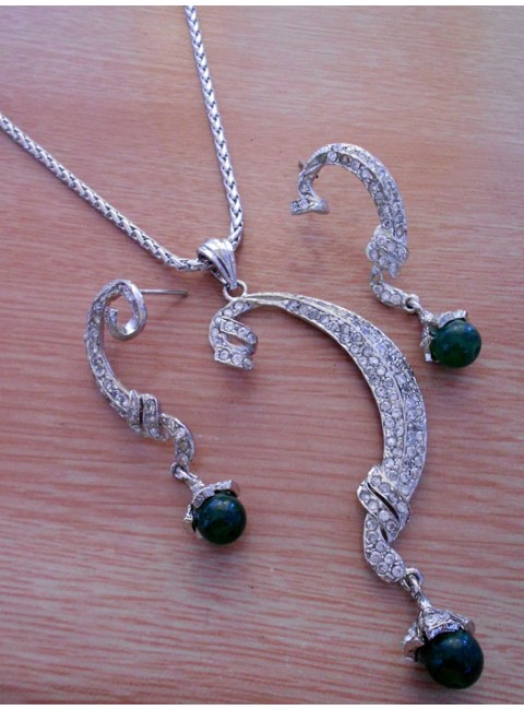 Polki Pendant Set